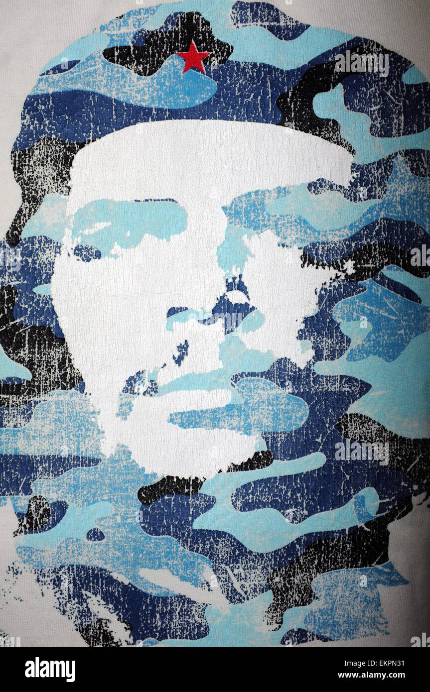 Ein blaues Bild von Che Guevara auf ein T-shirt gedruckt. Stockfoto