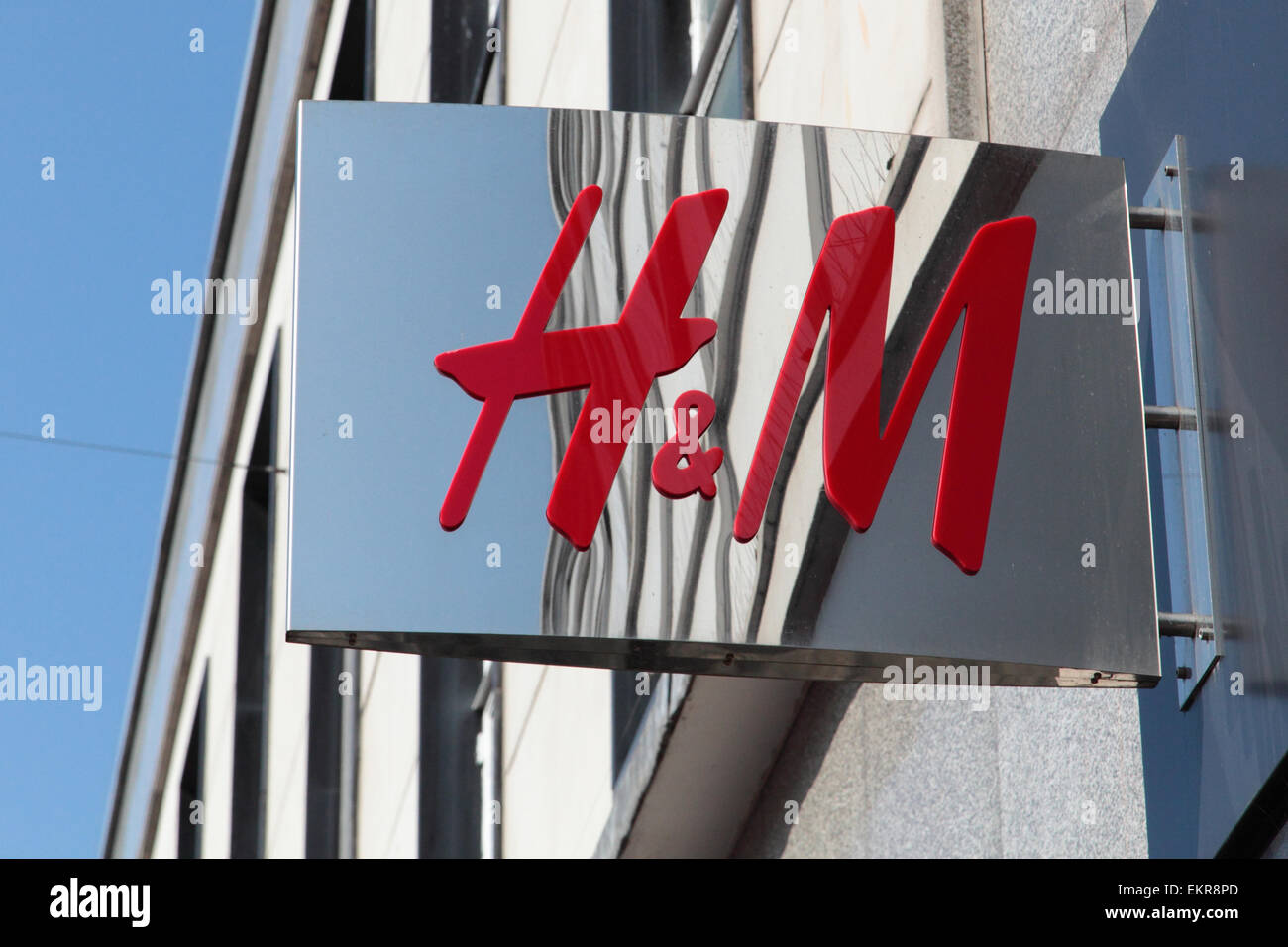 H & M Beschilderung Stockfoto