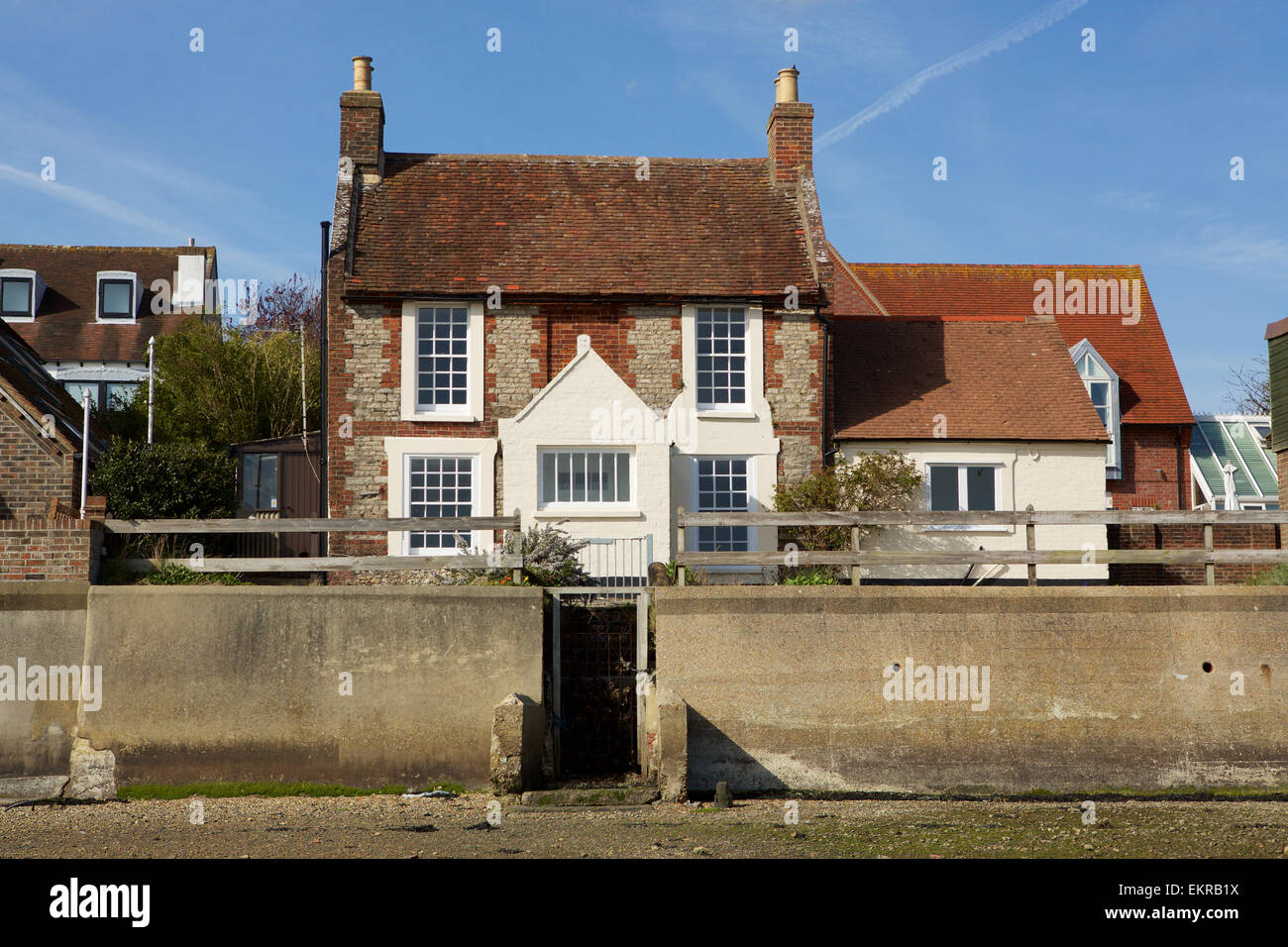 Landhaus am Meer. Stockfoto