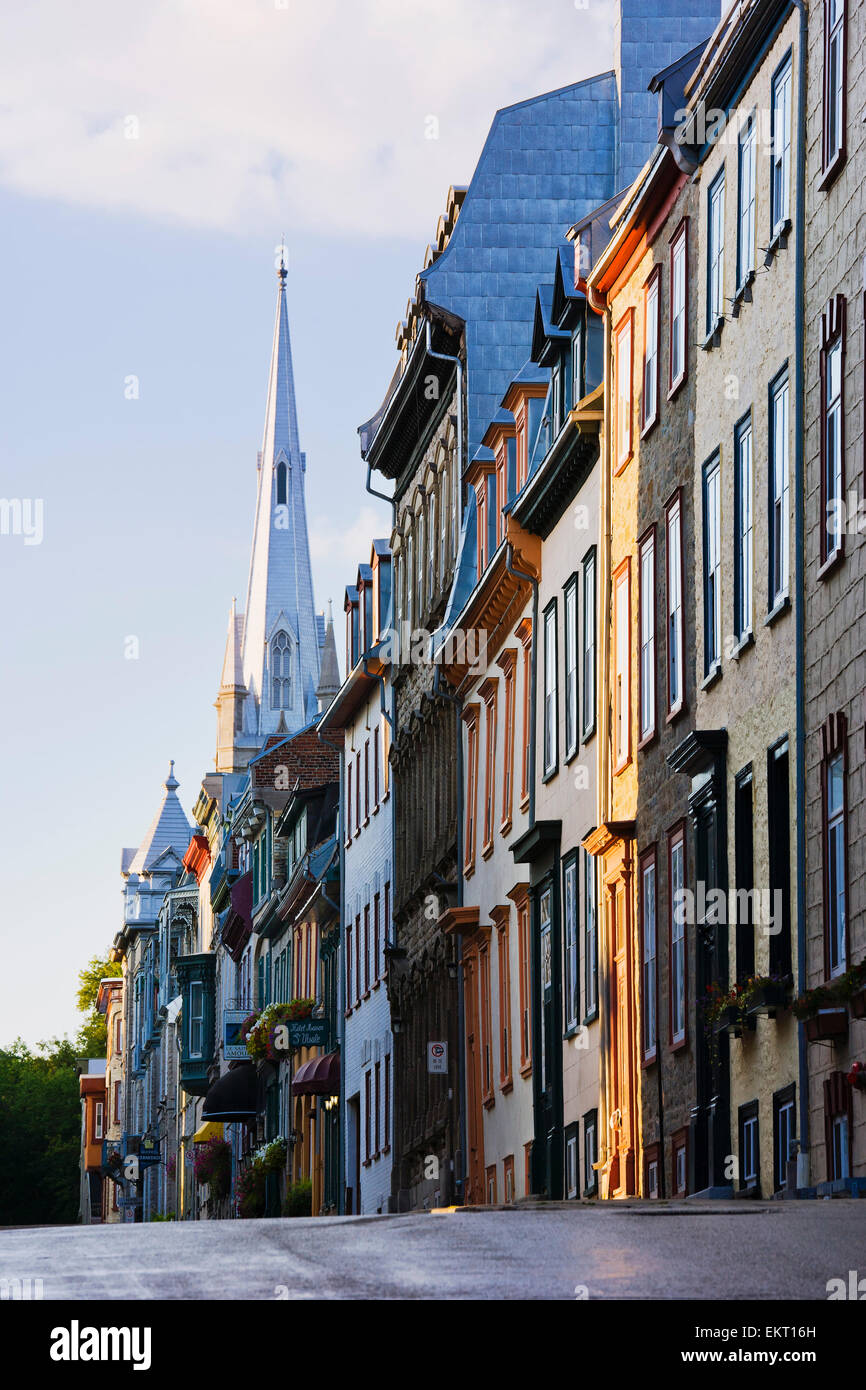 Sainte Ursule Straße bei Sonnenaufgang, Altstadt von Quebec, Quebec. Wahl des Künstlers Stockfoto