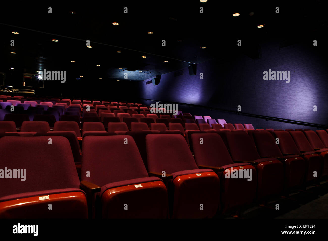 Leere Sitze in einem Kino Stockfoto