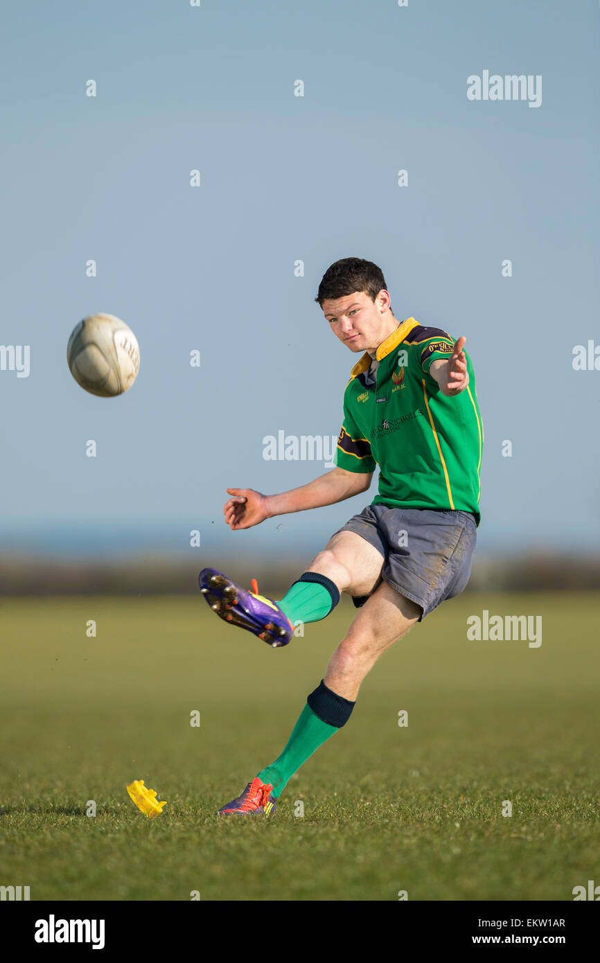 Sam Baker North Dorset RFC - Rugby-Konvertierung kick Stockfoto