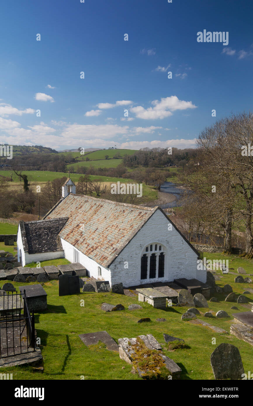 Llangar alte Pfarrkirche Allerheiligen über dem Fluss Dee in der Nähe von Corwen Denbighshire North East Wales UK Stockfoto