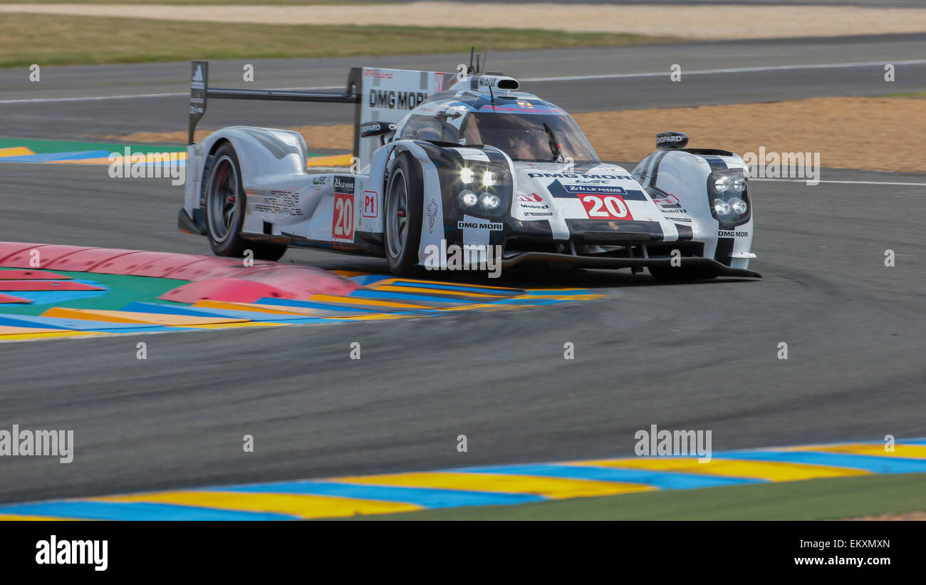 LE MANS, Frankreich - 11. Juni 2014: Porsche 919 Hybrid (#20, LM P1-H) Stockfoto