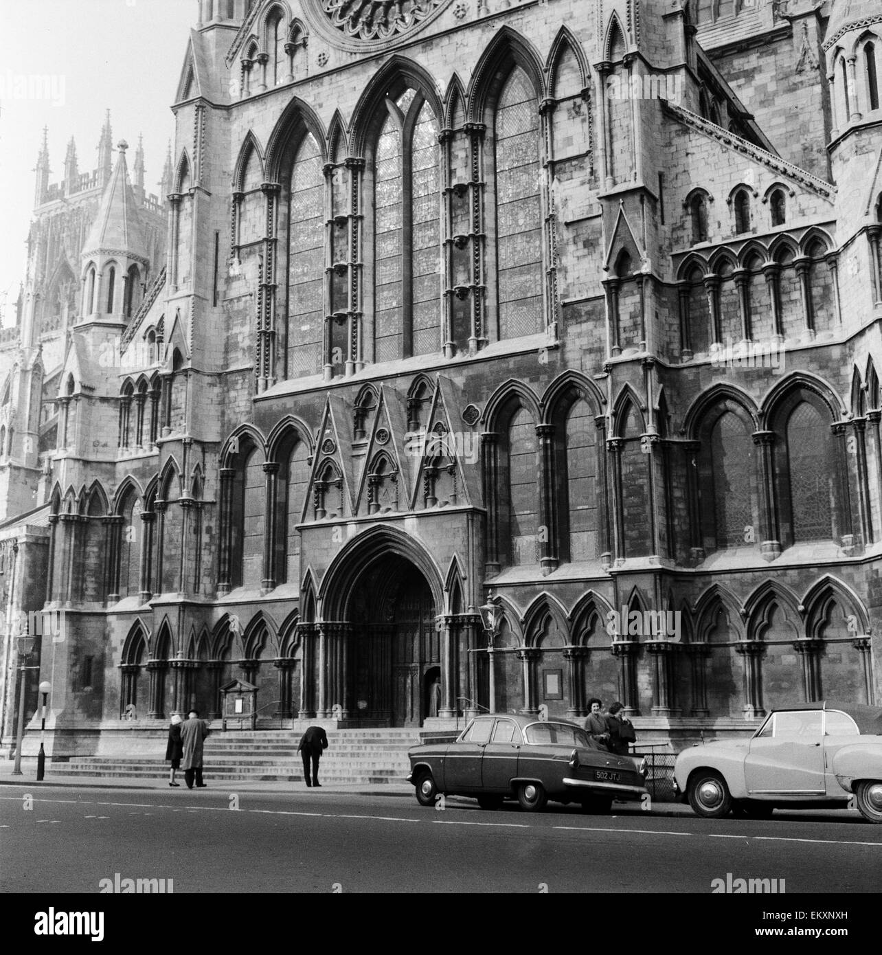 York Minster Südtor. 3. April 1961. Stockfoto