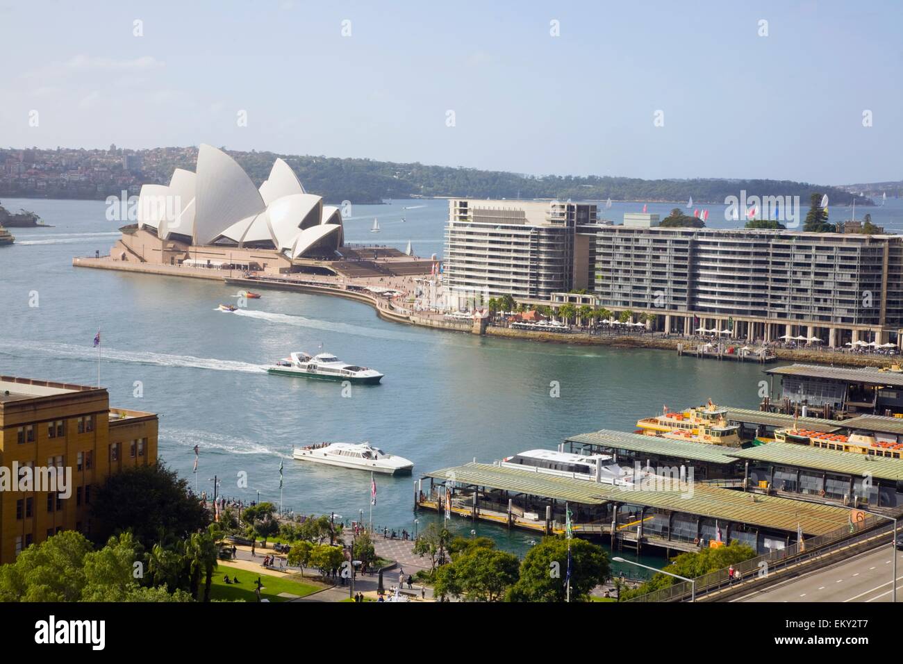 Fähren, die Annäherung an Circular Quay In Melbourne, Australien Stockfoto
