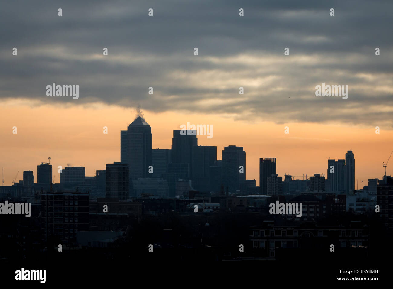 Canary Wharf bei Sonnenaufgang Stockfoto
