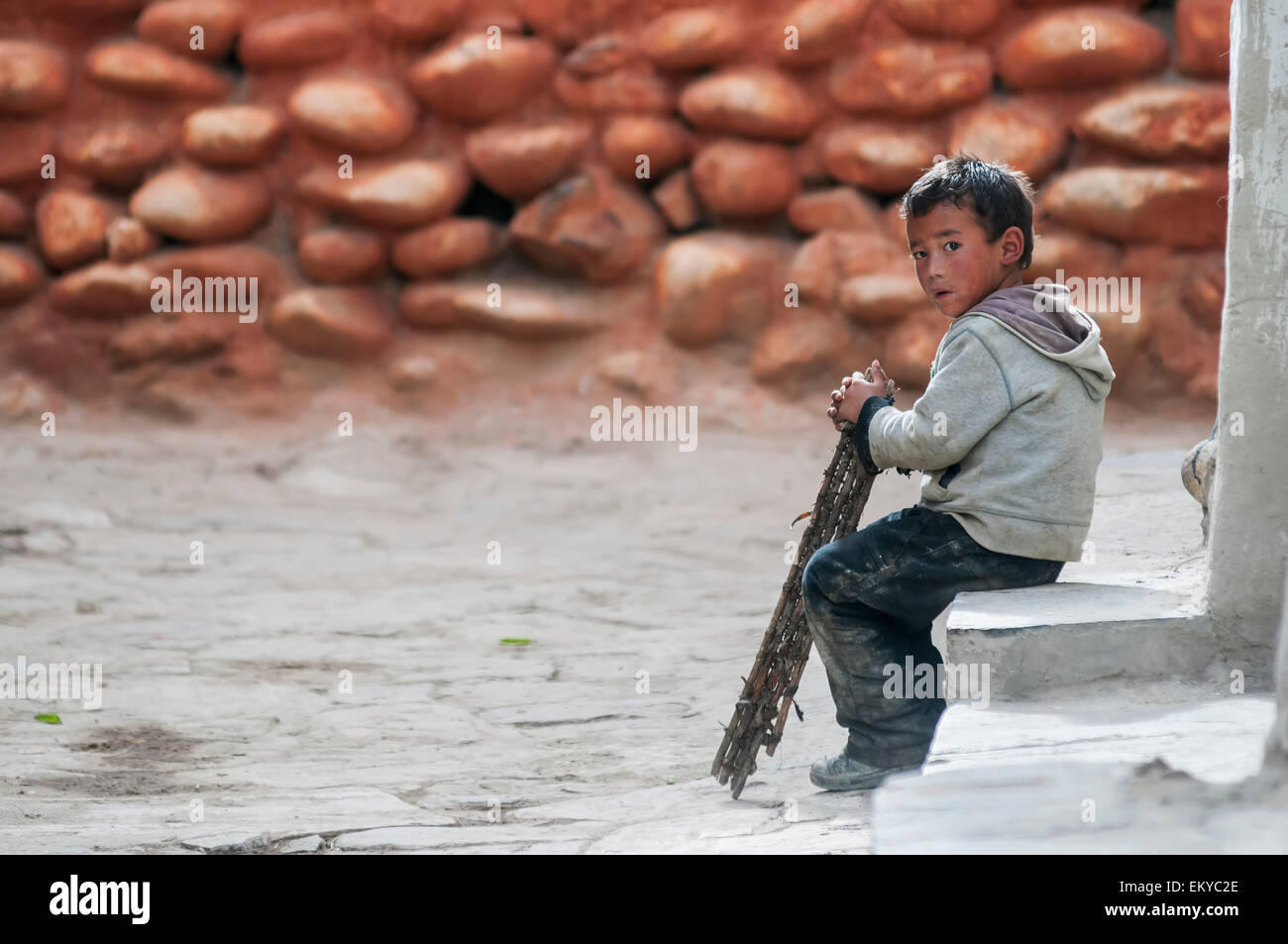 Nepal, Mustang-Region, Porträt von nepalesischen junge; Lo Manthang Stockfoto