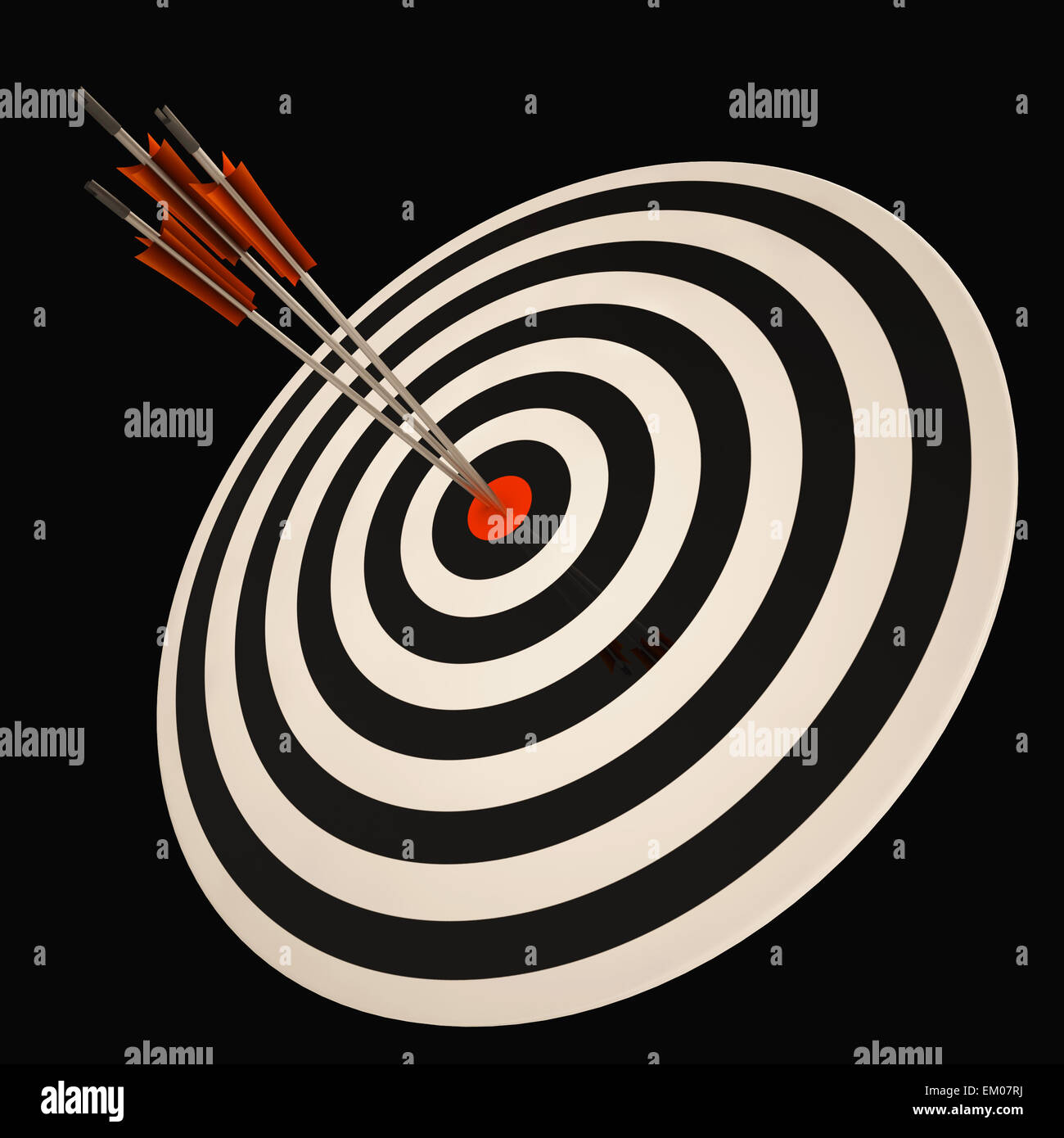 Dreifache Dart zeigt Triumph im Geschäft Stockfoto