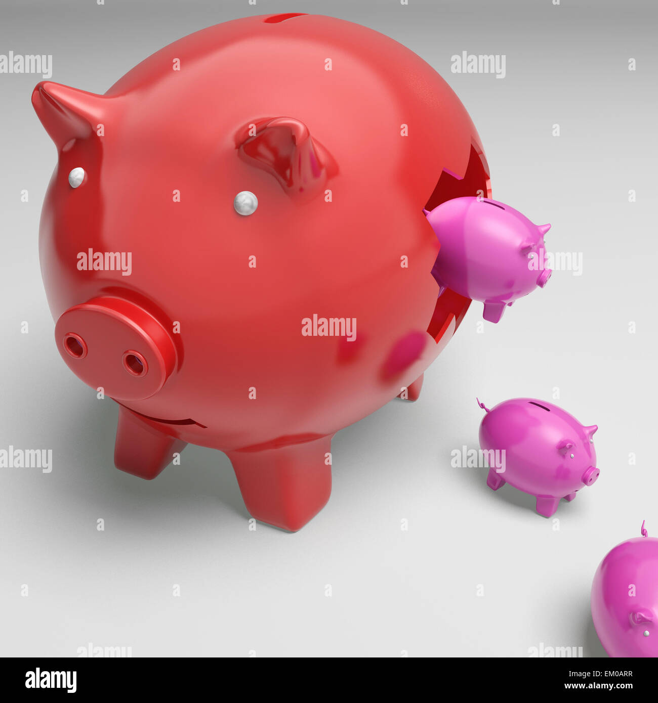 Im Inneren zeigt Geldmengenwachstum Sparschwein Sparschweine Stockfoto