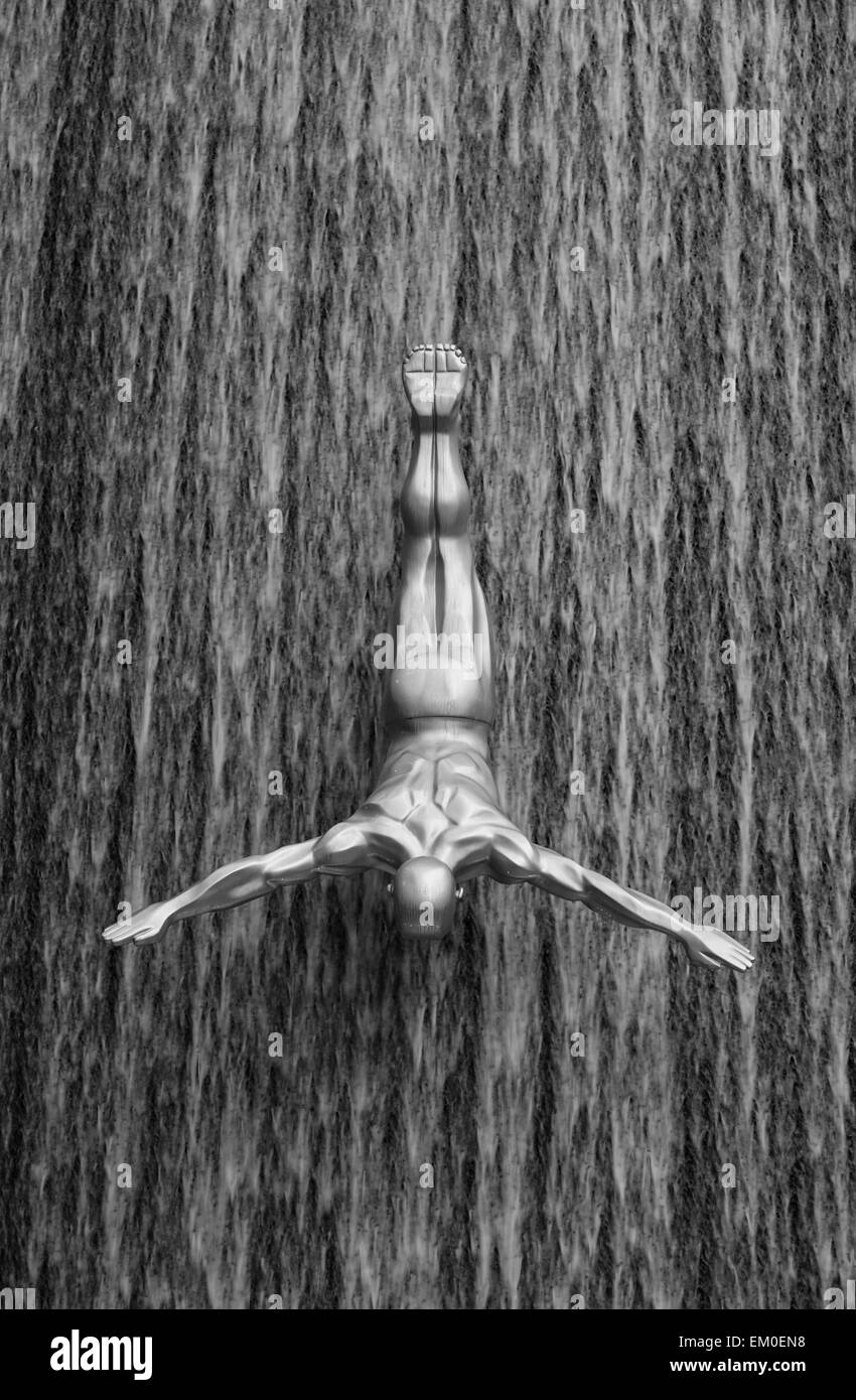 DUBAI, Vereinigte Arabische Emirate - 31 Oktober: Berühmte Wasserfall in Dubai Malll am 31. Oktober 2013 in Dubai. Bei mehr als 12 Millionen sq ft ist die Welt Stockfoto