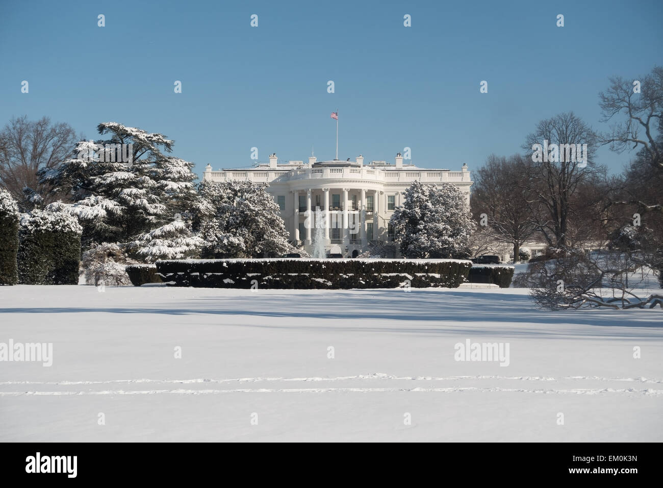 Das weiße Haus im Schnee im Winter. Washington DC, USA. Stockfoto