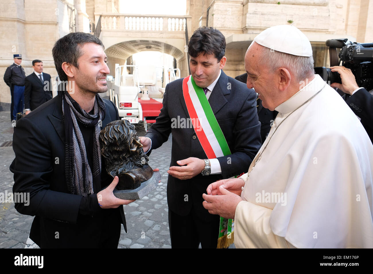 Vatikanstadt 15. April 2015 Papst Francis General Audience in St Peter's Square Credit: wirklich Easy Star/Alamy Live News Stockfoto