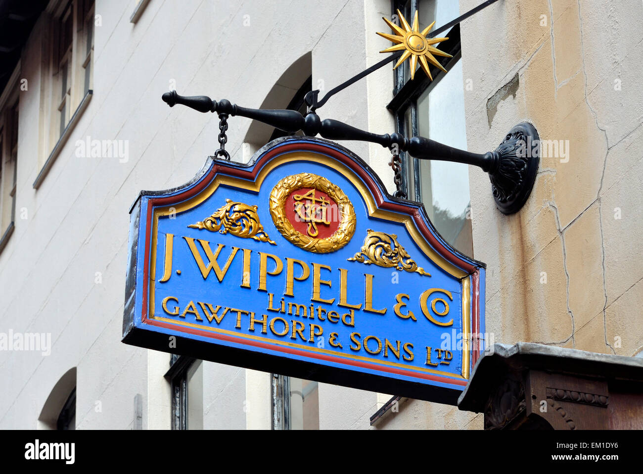London, England, Vereinigtes Königreich. J Wippell & Co 11 Tufton Street - klerikalen Ausstatter und kirchliche Einrichtung Stockfoto