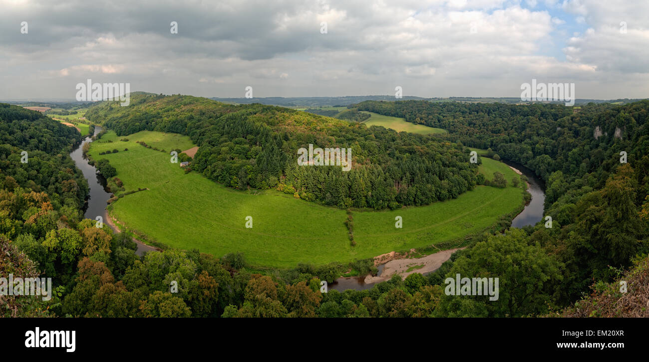 Wye River von Symonds Yat Rock, Herefordshire, England, UK (Panorama) Stockfoto