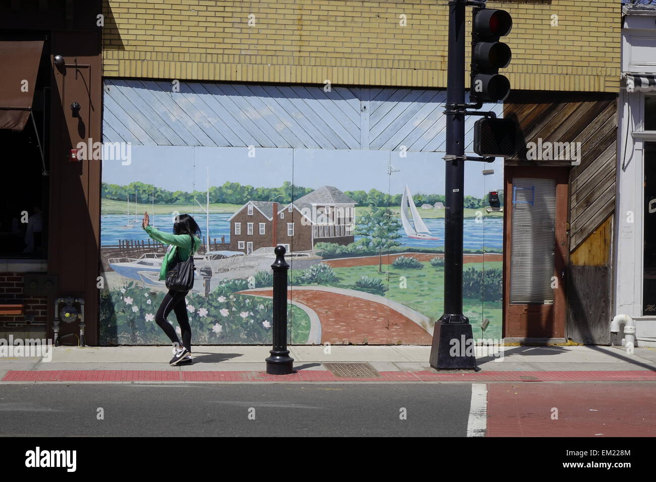 Red Bank, Middlesex County, New Jersey. Wandbild auf der Front Street. Stockfoto