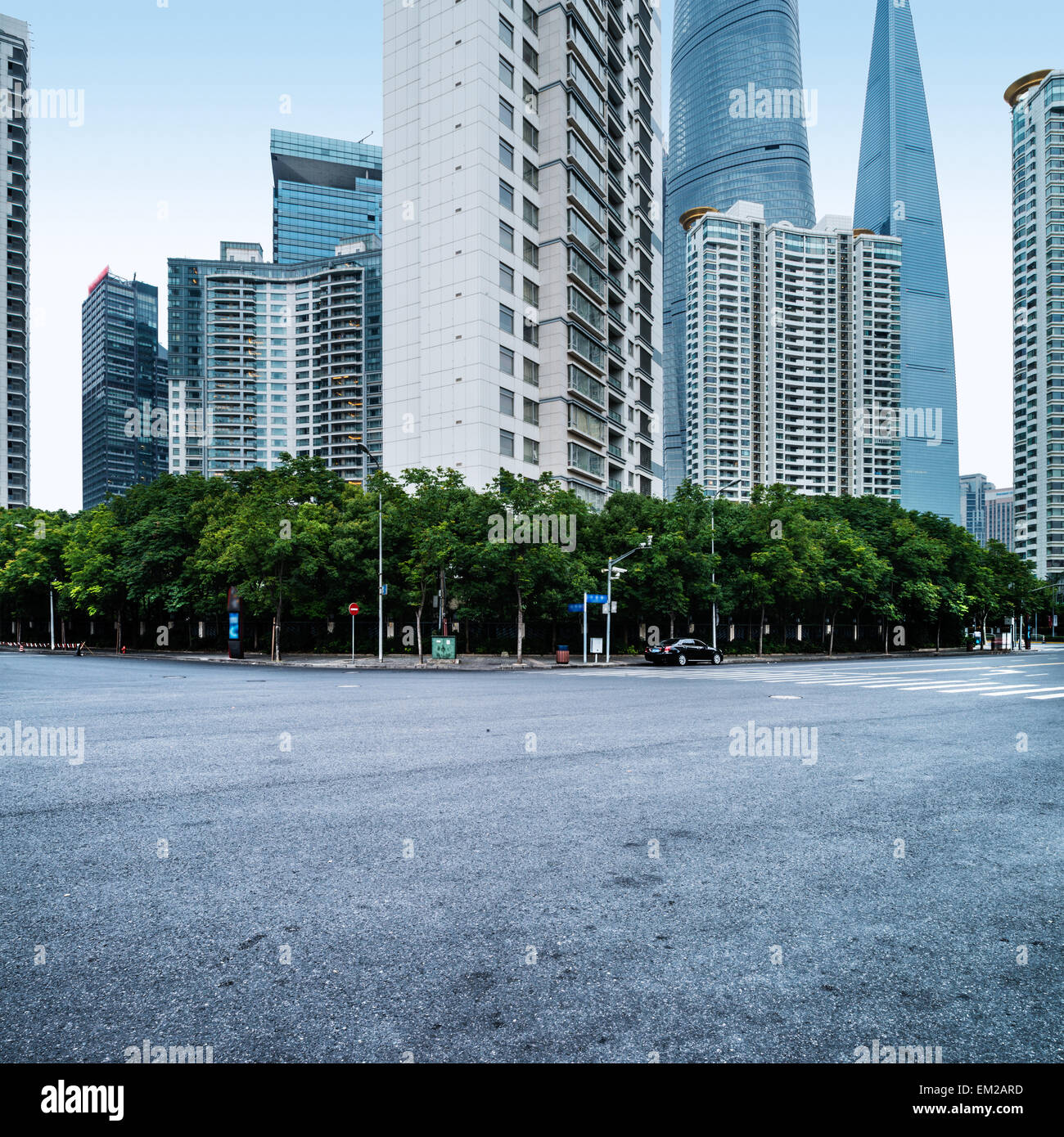 Die Jahrhundert-Allee der Straßenszene in shanghai Lujiazui, China Stockfoto