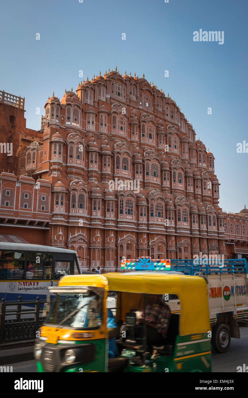 Die Hawa Mahal oder "Palast der Winde" in Jaipur, Rajasthan, Indien Stockfoto