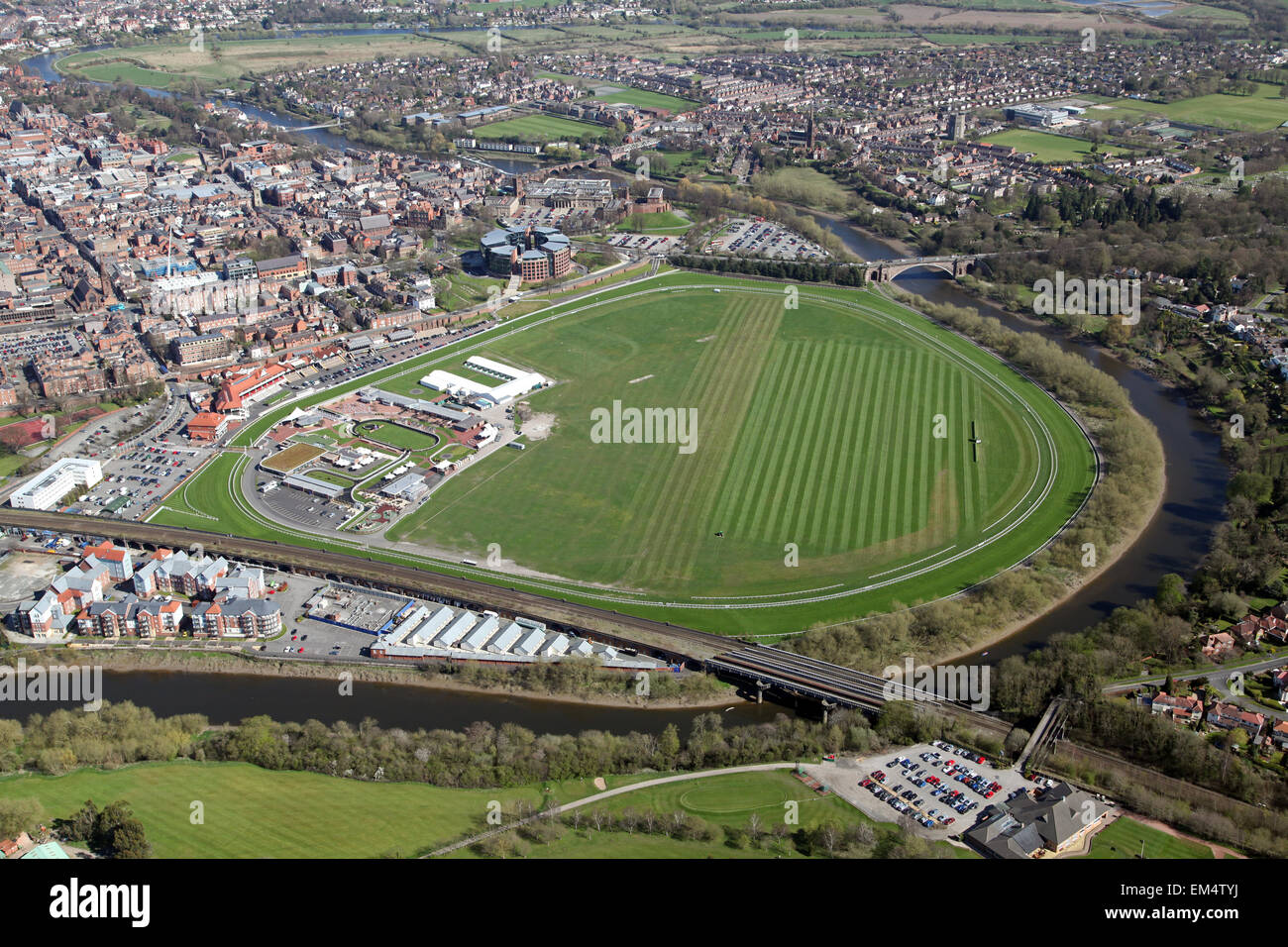 Luftaufnahme von Chester Racecourse, bekannt als die Roodee in Cheshire, Großbritannien Stockfoto