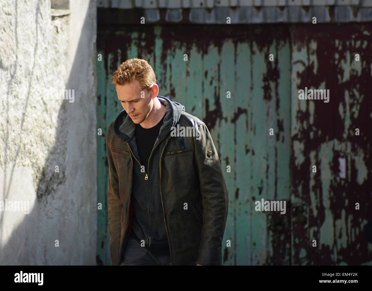 Tom Hiddleston am Set von The Night Manager von John le Carre Stockfoto