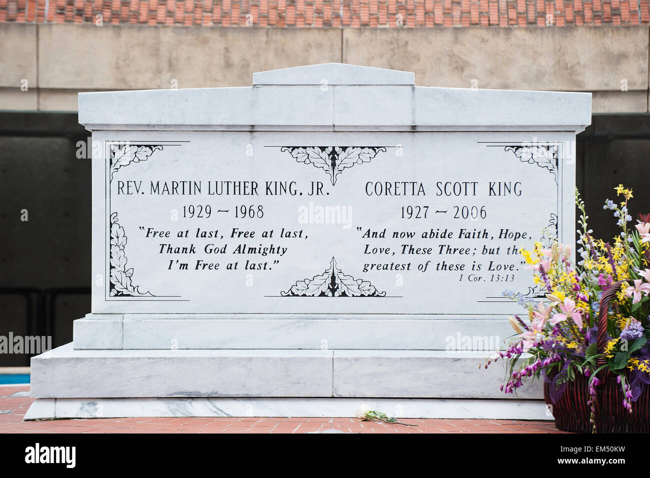 Grabstein von Reverend Martin Luther King Jr. und Coretta Scott King, Atlanta, Georgia, USA Stockfoto