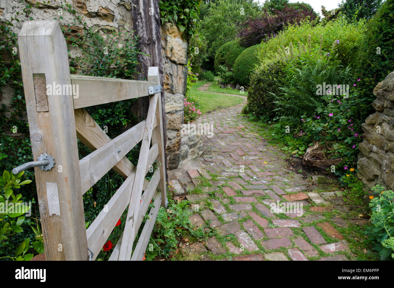 Country Cottage Gate Stockfotos Country Cottage Gate Bilder Alamy