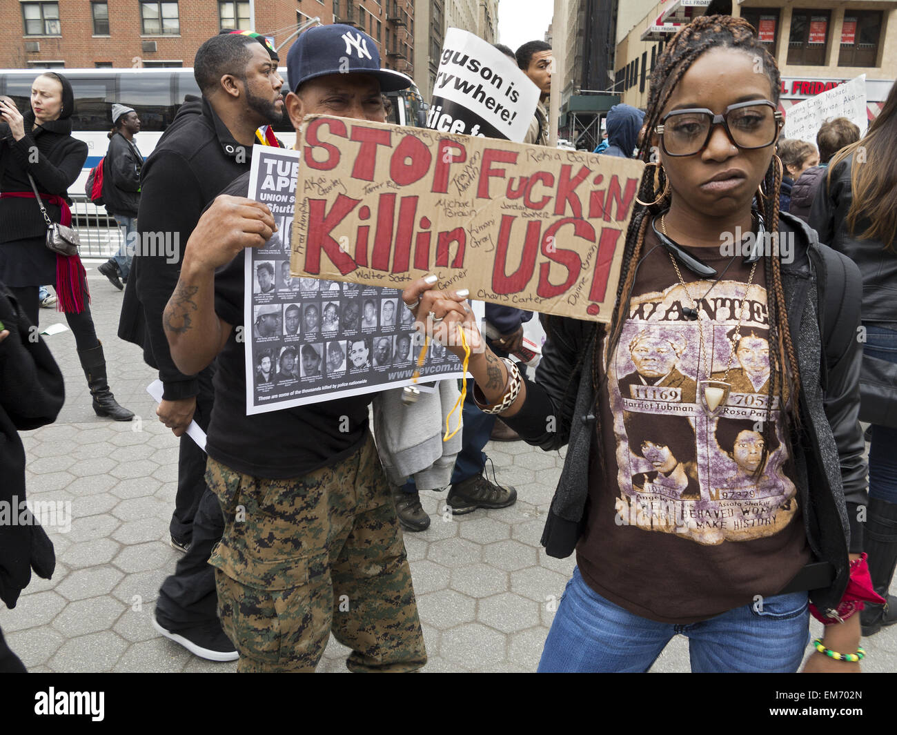 Protest gegen Polizeigewalt und die Tötung von unbewaffneten schwarzen Männern am Union Square in New York, 14. April 2015. Stockfoto