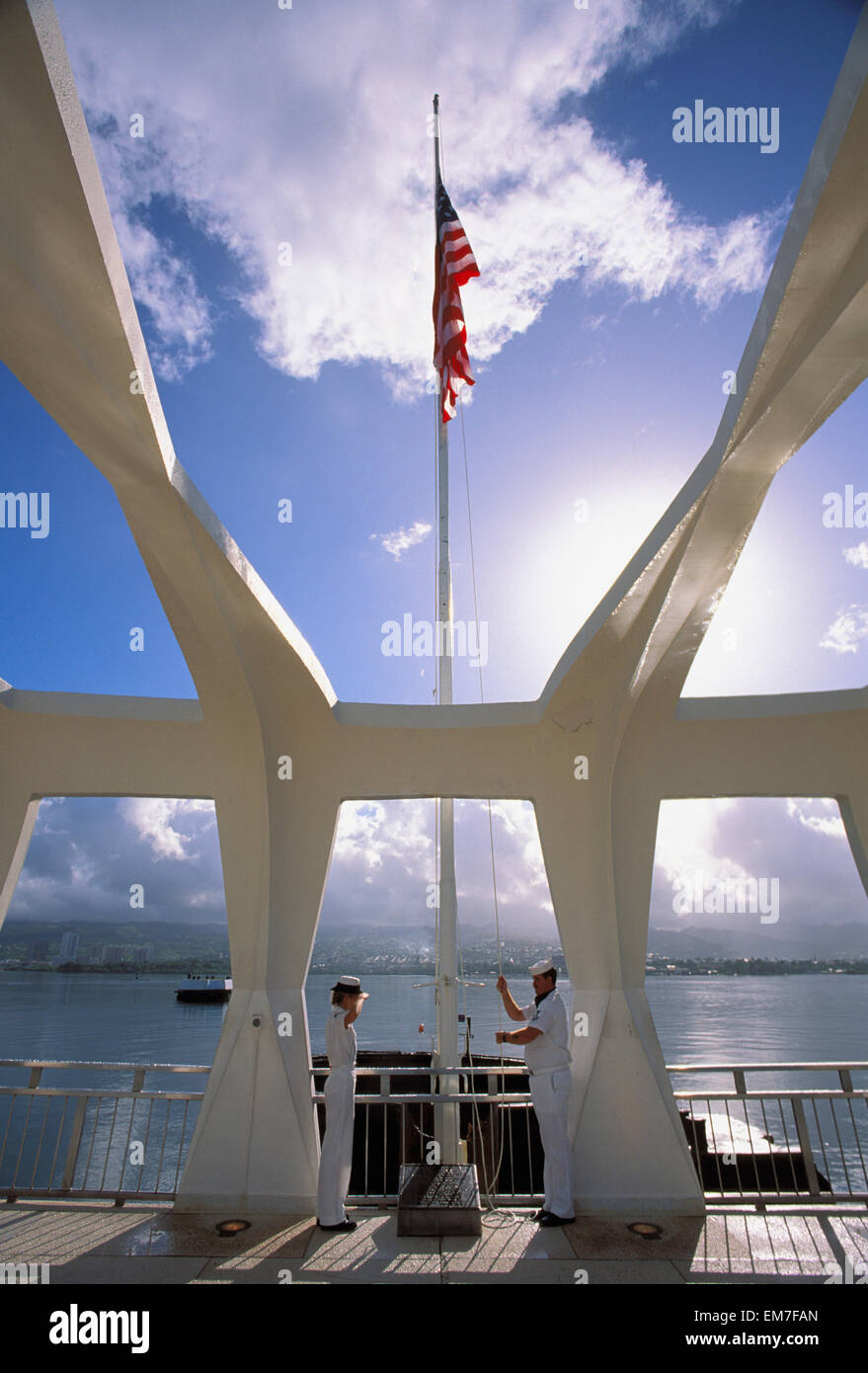 Hawaii, Oahu, Pearl Harbor, Flag Raising Arizona Memorial. Stockfoto