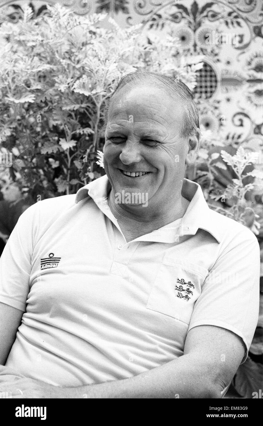 England-Manager Ron Greenwood in entspannter Stimmung im Team Hotel während das Weltcupfinale 1982 in Spanien. 21. Juni 1982. Stockfoto