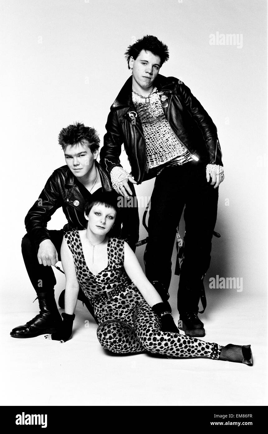 Punk-Fans Andy, Jean Mahoney und ihr Freund Doug. 18. Dezember 1977. Stockfoto