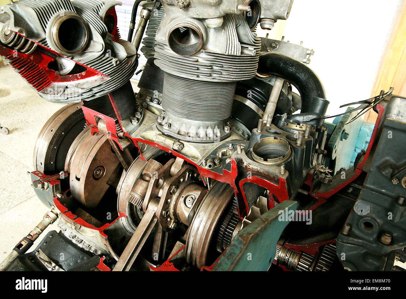 Vintage Flugzeugmotor mit vier Zylindern Stockfoto