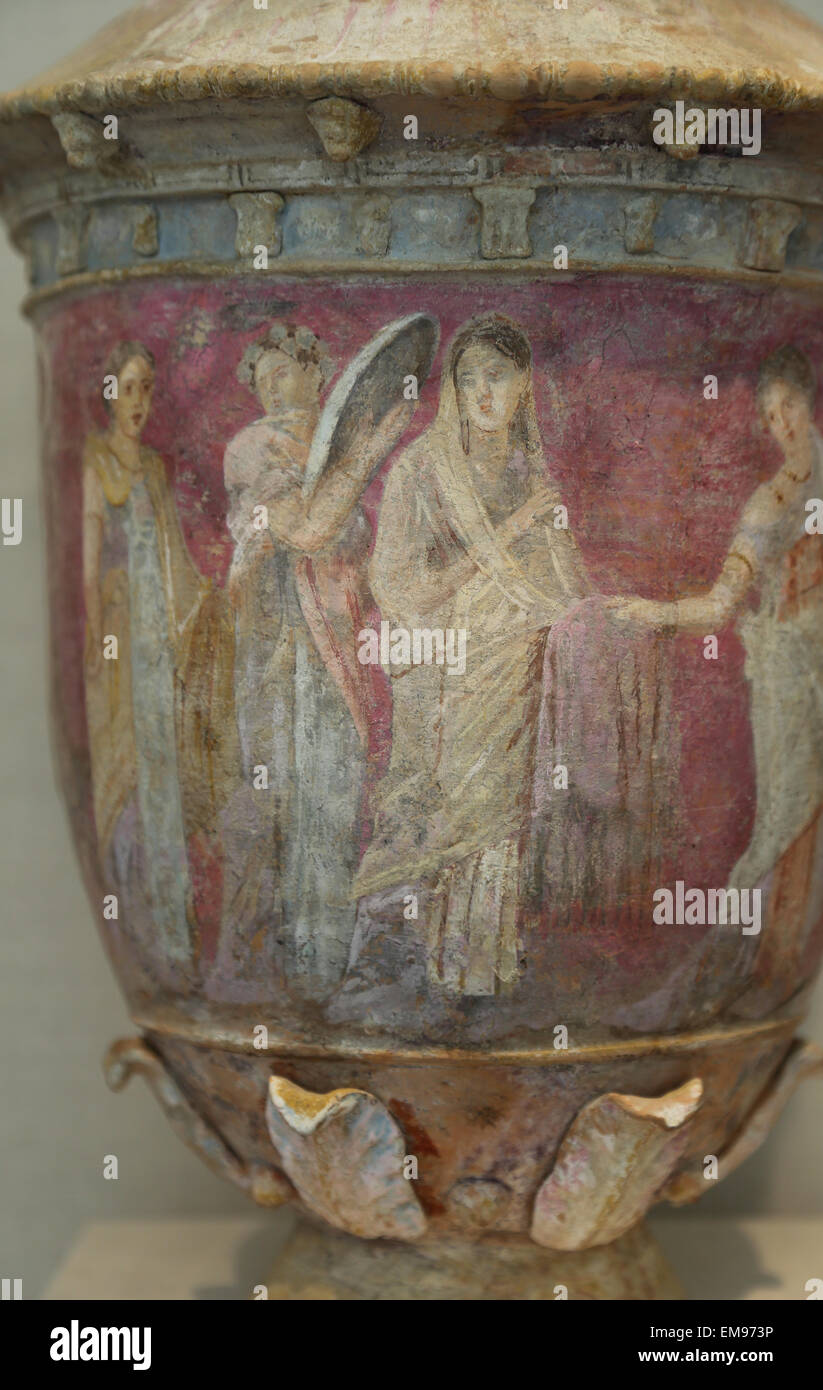 Terrakotta-Vase. Griechisch, sizilianische. Centuripe, 3.-2. Jh. v. Chr.. Vier Frauen. Die Szene zeigt eine Braut, umgeben von den Begleitern. Stockfoto