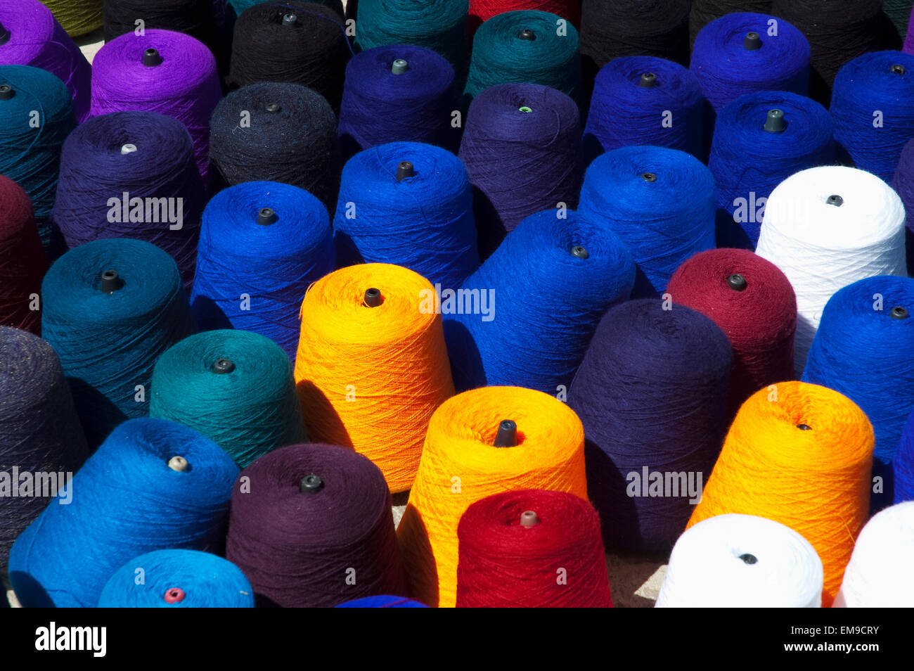 Garne, San Juan Chamula, Chiapas, Mexiko Stockfoto