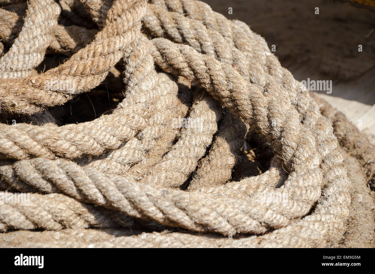 Textur des groben Seil Linien. Detaillierte Aufnahme des nautischen Seil. Stockfoto