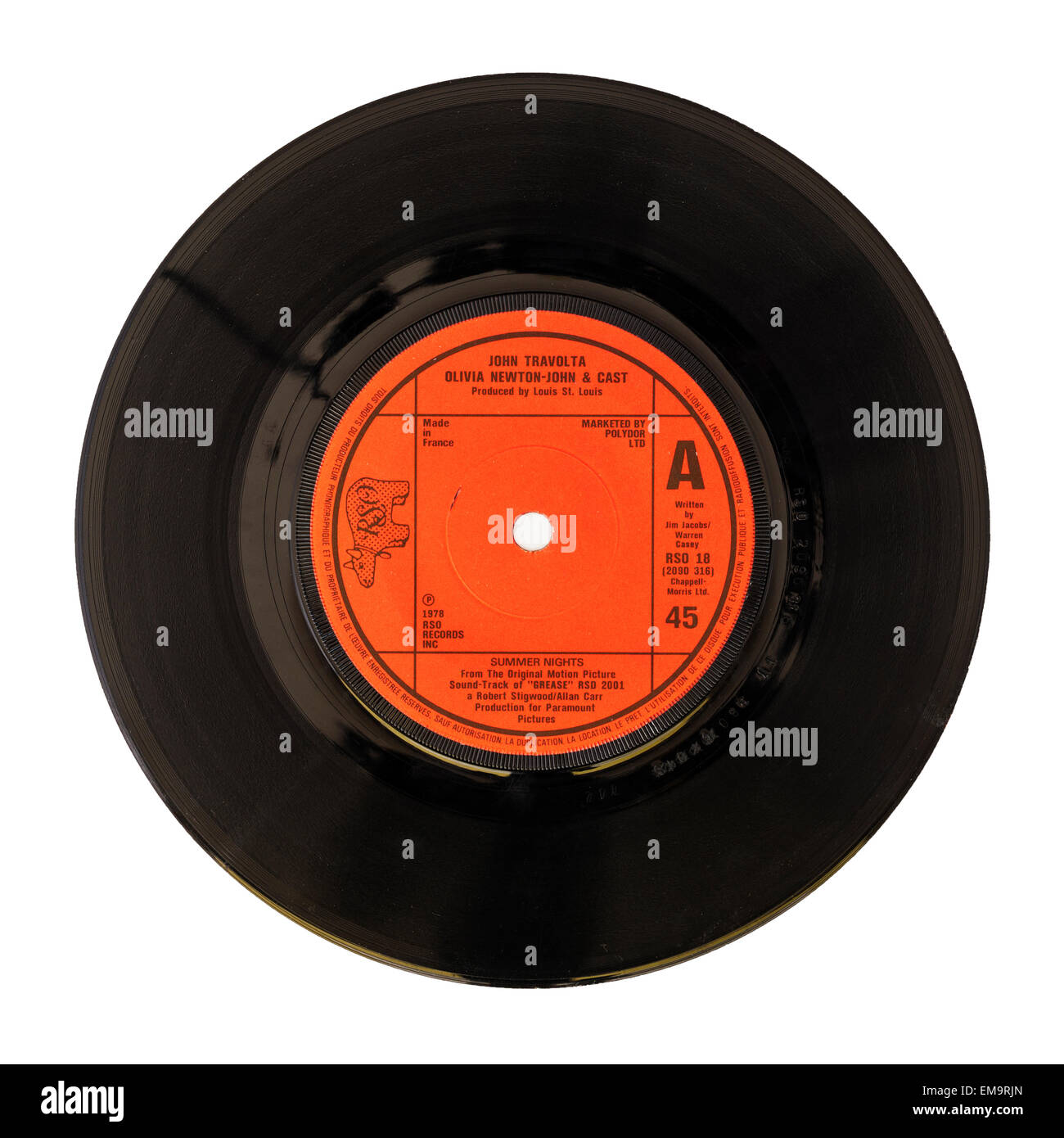 Ein 7-Zoll-Vinyl-Schallplatte von John Travolta und Olivia Newton - John genannt Sommernächte auf weißem Hintergrund Stockfoto