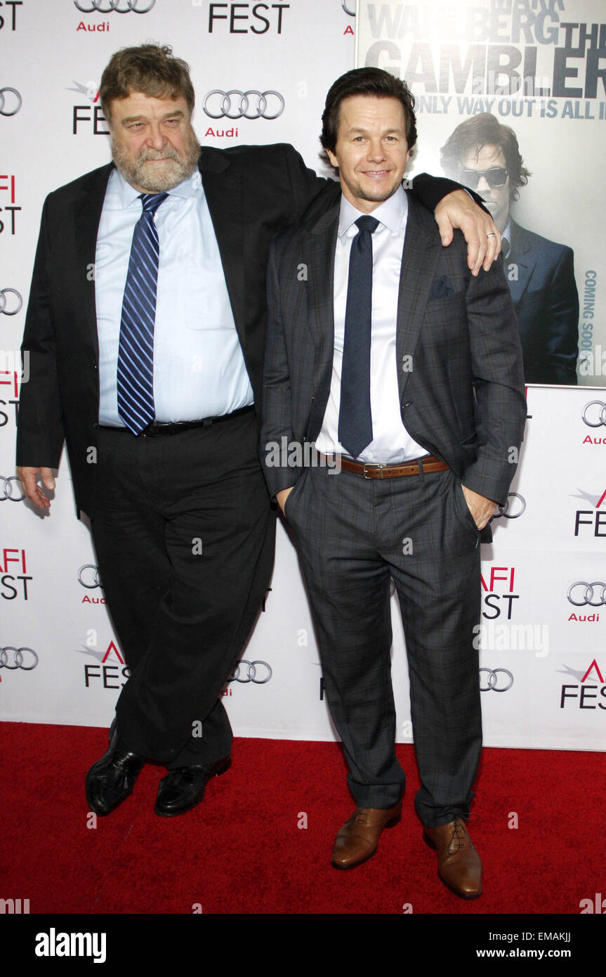 John Goodman und Mark Wahlberg Stockfoto