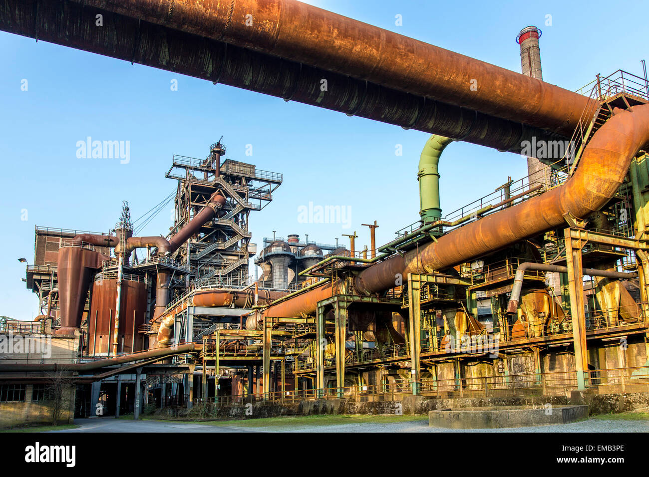 Ehemaligen Stahlwerk in Duisburg, Deutschland, heute eine "Lanschaftspark"-Landschaftspark, Industriekultur Website für Öffentlichkeit zugänglich Stockfoto