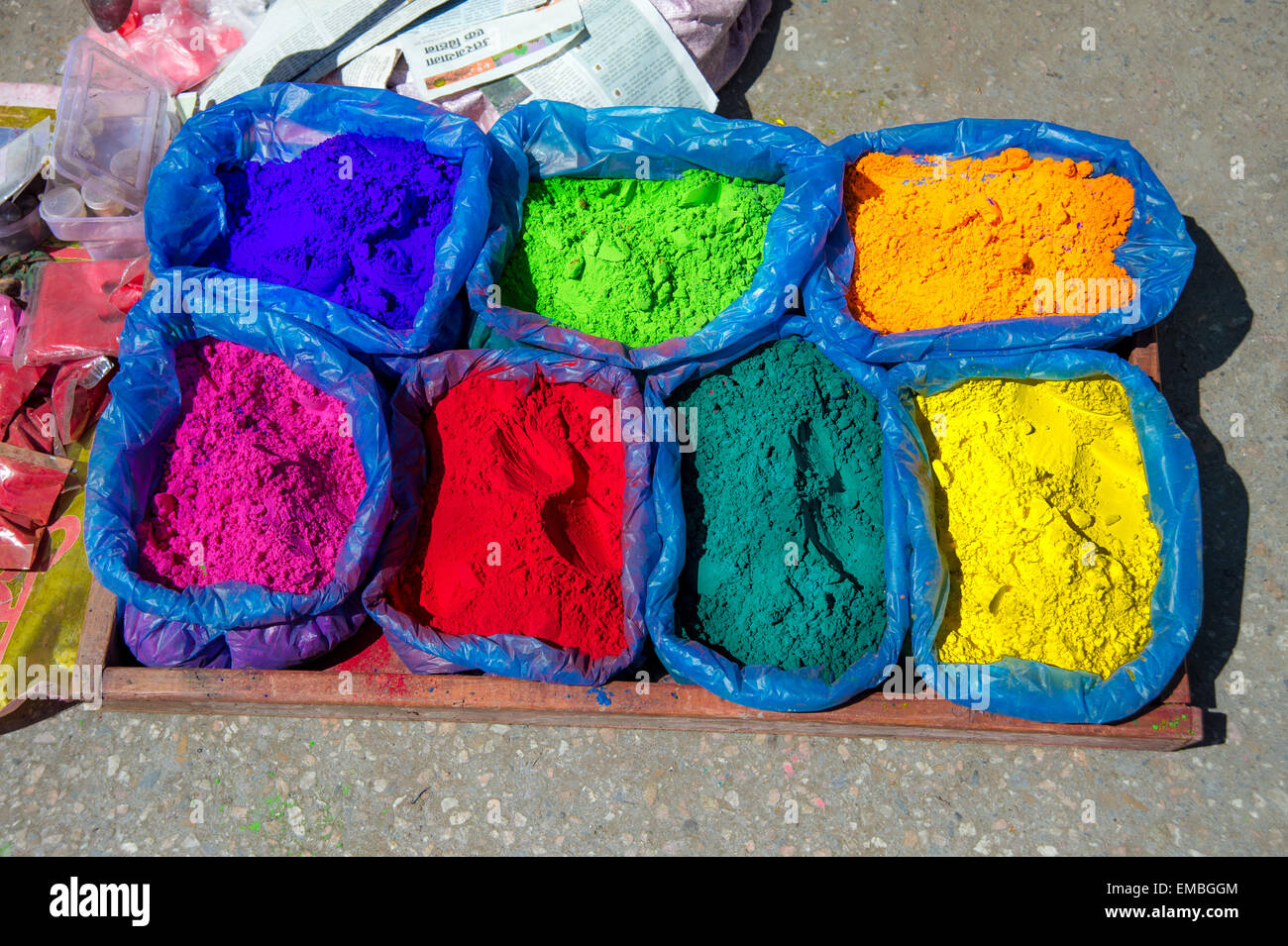 Nahaufnahme der Farbpigmente während Holi-fest Stockfoto