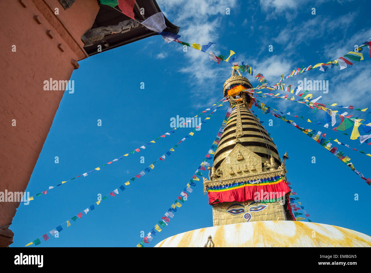 Blick auf die Spitze eines Stupa in Kathmandu Stockfoto
