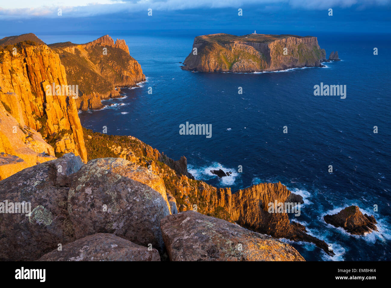 Kap-Säule und Tasman Island - Tasman-Nationalpark - Tasmanien - Australien Stockfoto