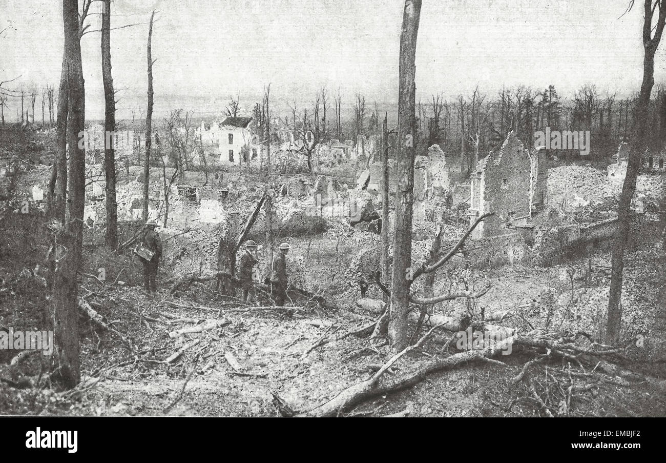 Dies war ein Dorf - das zerstörte Dorf Farbus, eingefangen von den Kanadiern, ca. 1916 Stockfoto
