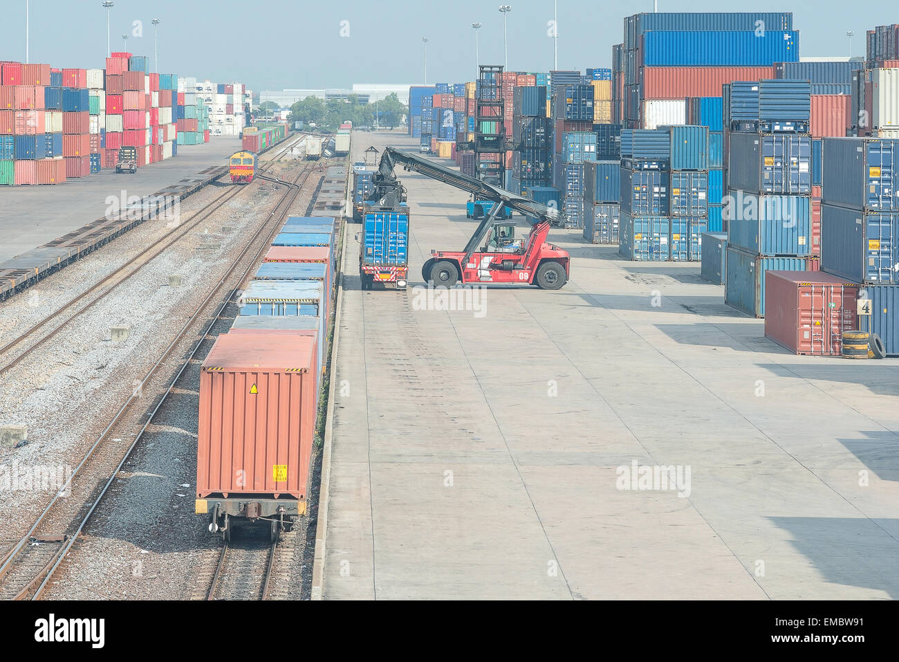 Güterzüge auf Cargo-terminal Stockfoto