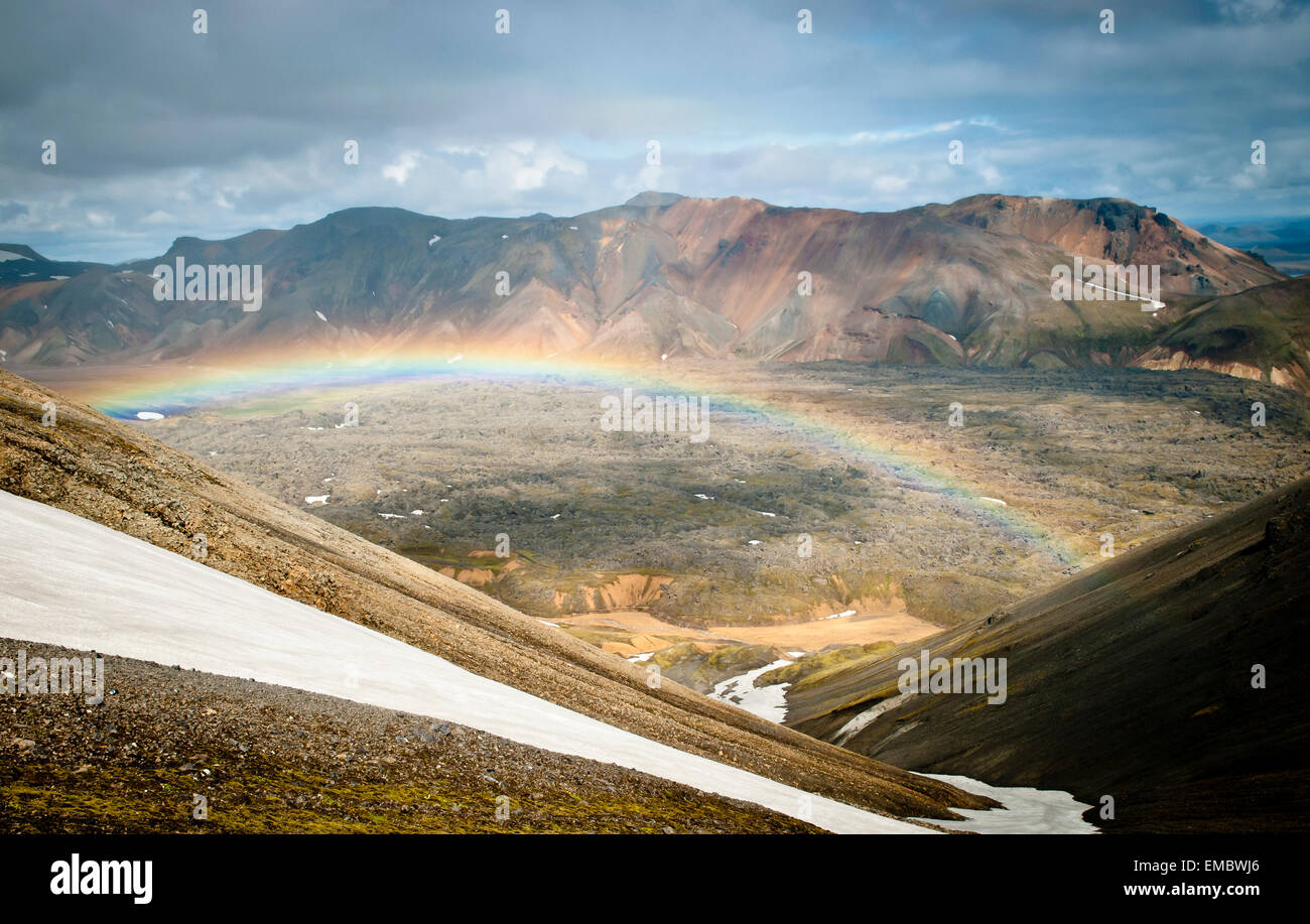 Blick von der Bláhnúkur Vulkan, Lavafeld Laugahraun, Rhyolith Berge, Landmannalaugar, Island Stockfoto