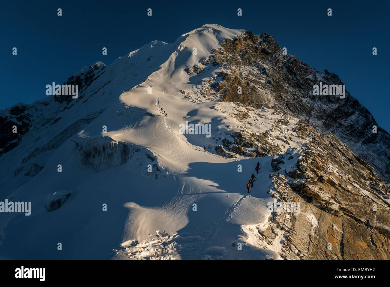 Khumbu, Nepal-Everest-Region, Bergsteiger auf Lobuche peak Stockfoto