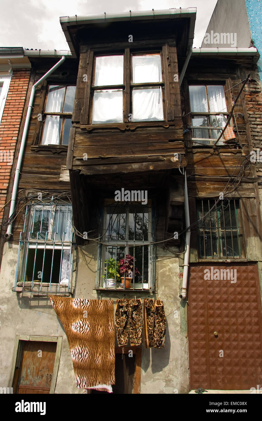 Traditionellen Holzhaus. Altstadt, eine der beliebtesten Touristenattraktionen in Istanbul, Türkei Stockfoto
