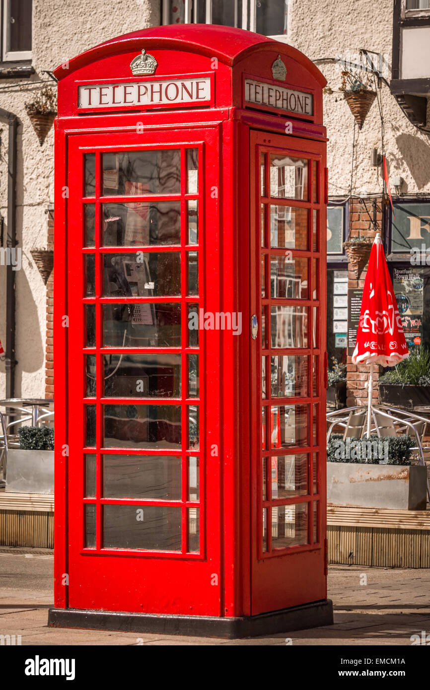 Rote Telefonzelle Stockfoto