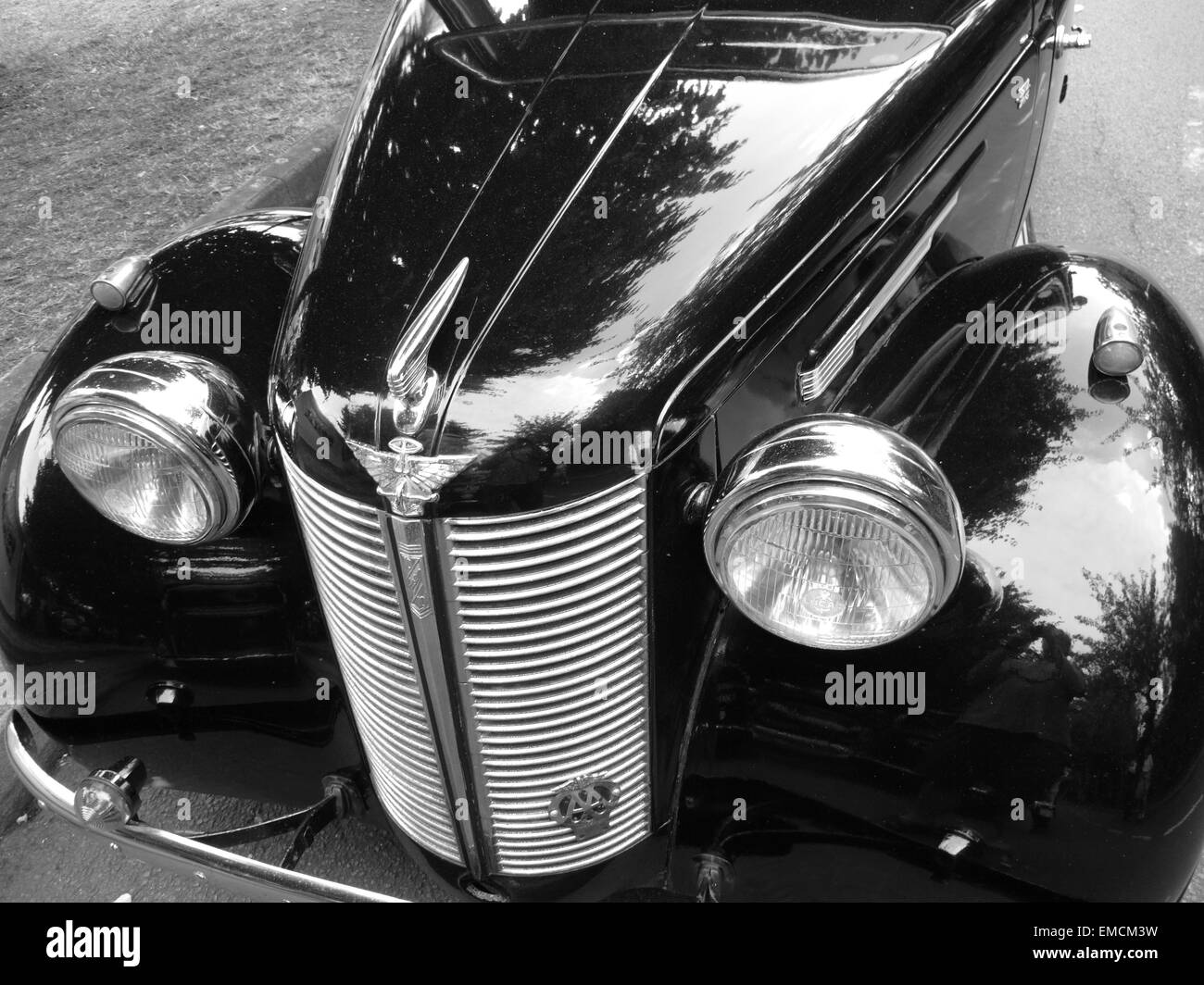 1945 Austin 10 schwarzes Auto geparkt in Chingford, London Stockfoto
