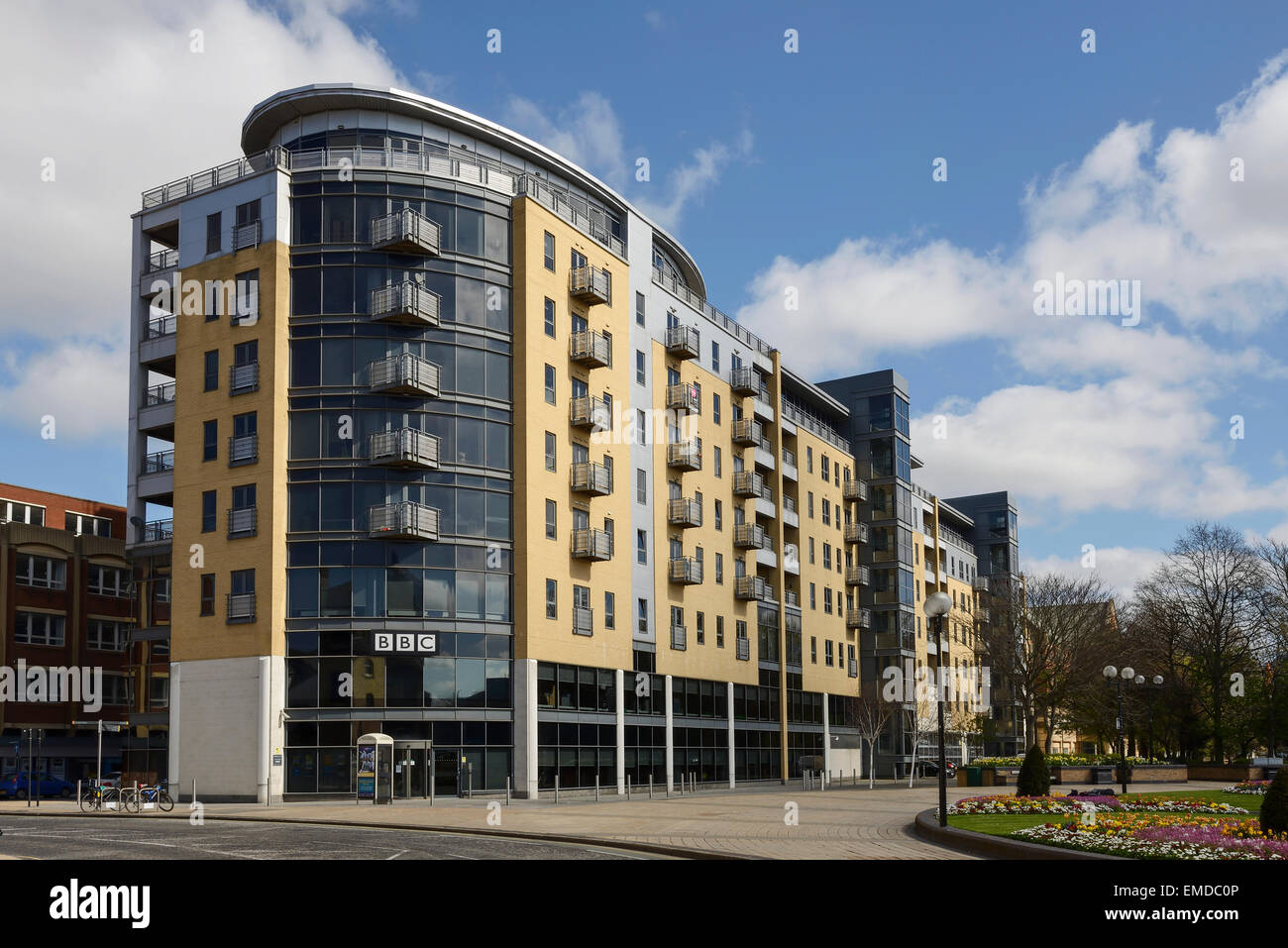 Die Queens Court Gebäude in Hull City Center beherbergt die lokalen BBC-Büro Stockfoto