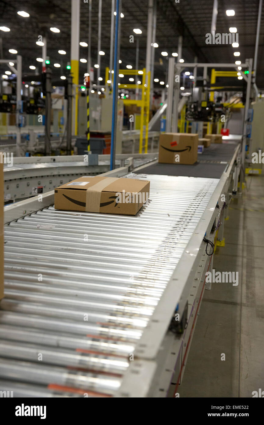 1,25 Millionen Quadratfuß Amazon Versandzentrum in Schertz, Texas mit einem Vorschuss tracking-System Paket Bestellungen Stockfoto