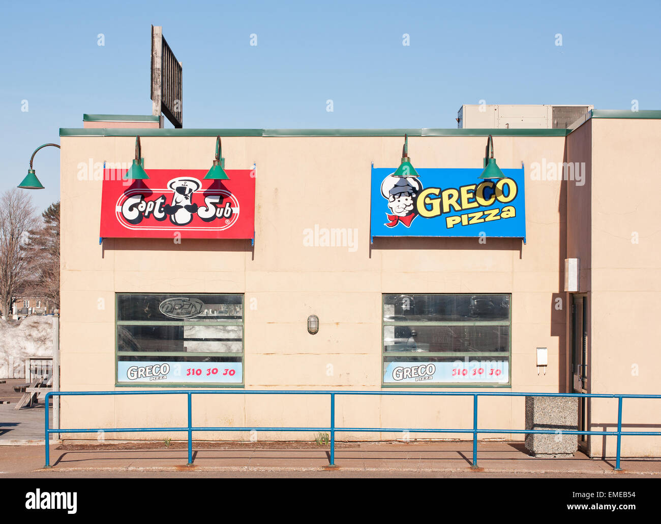 TRURO, Kanada - 20. April 2015: Greco Pizza ist eine kanadische Kette von Restaurants, Pizza und Pizza-Lieferservice spezialisiert. Stockfoto